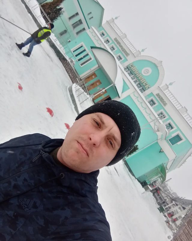 bratan_27rus в LOOKY. . null
