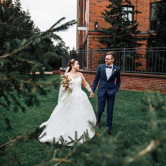 naugolnikov в LOOKY. #naugolnikov,#свадьба,#wedding,#невеста,#любовь,#москва,#love,#свадебныйфотограф,#жених,#фотограф,#weddingday,#праздник,#семья,#photographer,#красота,#счастье,#деньрождения,#фотосессия,#свадьба2022,#bride,#lovestory,#фото,#photo,#юбилей,#женихиневеста,#moscow,#follow. Бывает ли такое🧐......