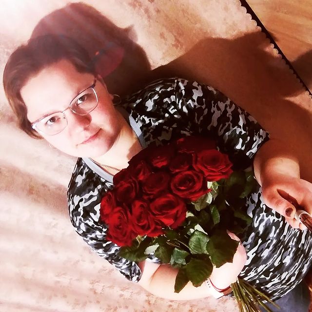 danechka_95ya в LOOKY. #розы#даритедевушкамцветы#улыбнись#счастьеесть#аеслиэтолюбовь. #розы#даритедевушкам...