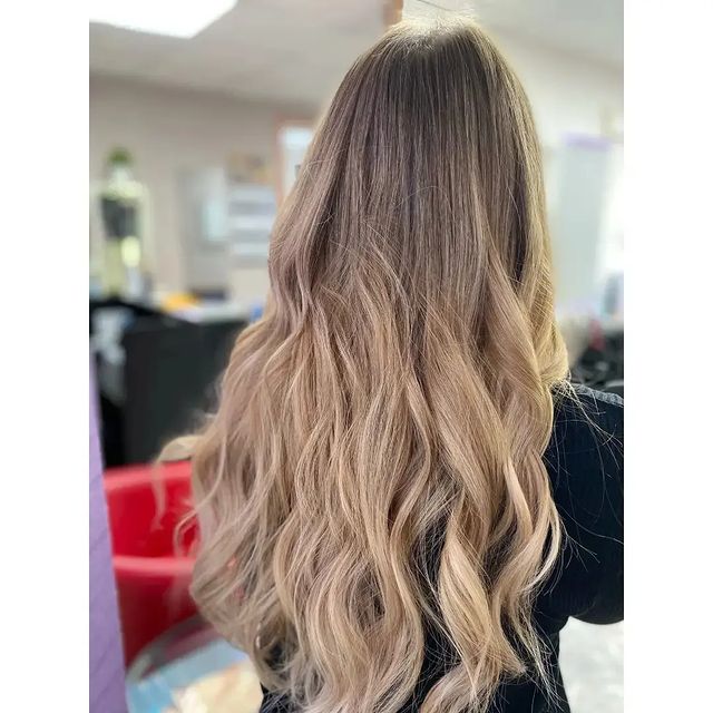 parikmaher_murmanskk в LOOKY. #доипосле❤,#аиртач,#blondehair,#blondhair,#владимиргулевич,#спасибо🌷,#master,#balayageonline,#balayage,#hairpainting,#balayagevideos,#winterhaircolor,#winterhairinspo,#redken,#matrix,#hairmone,#framar,#hairartproducts. После осветления вол...