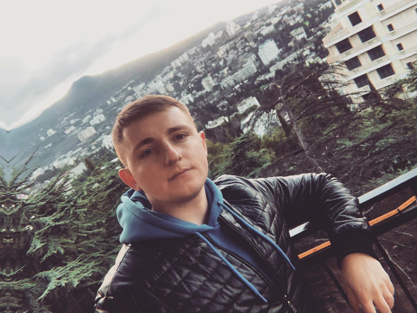 s_demenkov_ в LOOKY. . 🏔…🤩