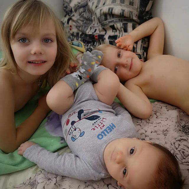 vittori_sergeeva в LOOKY. . Носите на руках дете...