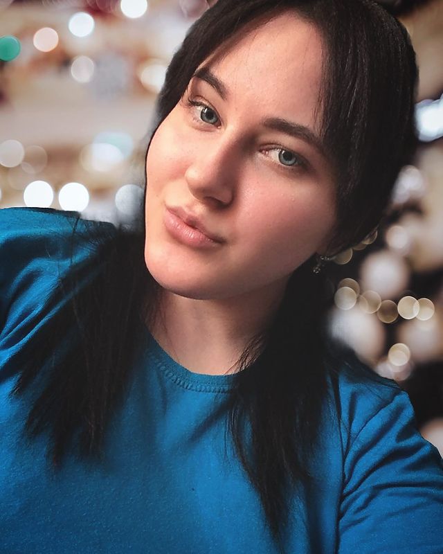aly_antonyan_ в LOOKY. . каждое разочарование...