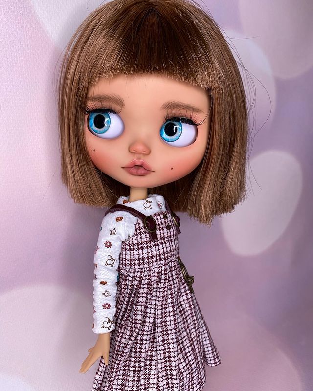 blythes_boutique в LOOKY. #блайз,#куклаблайз,#карвингблайз,#блайзкупить,#блайзкастом,#куклыручнойработы,#клубинстадолл,#blythe,#blythedoll,#customblythe,#blyhtelover,#blythelove,#ooakblythe,#blythedollcustom,#blytheworld#usa#tokyo#doll,#натуральныеволосы,#dollycustom,#icydoll,#holaladoll,#blythelips,#ブライス. ПРОДАНА🇺🇸 

~~~~~~...