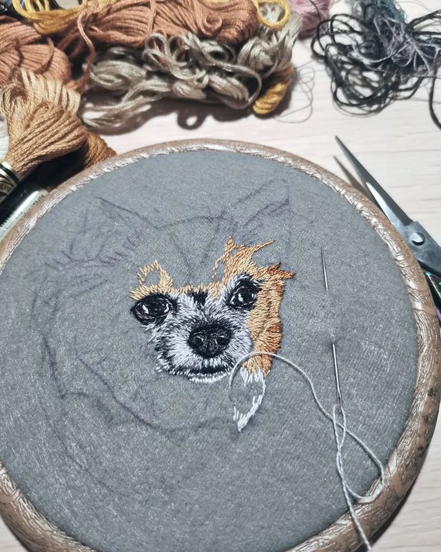 ol.lemann в LOOKY. #вышивкагладью,#вышивка,#embroidery,#handmade,#embroideryart,#вышивкабисером,#ручнаяработа,#вышивканаодежде,#embroiderylove,#вышивкакрестом,#ручнаявышивка,#handembroidery,#embroiderydesign,#гладь,#рукоделие,#вышивкаручнойработы,#needlework,#вышивкакрестиком,#брошь,#вышивкалентами,#вышивканазаказ,#вышитаяброшь,#crossstitch,#вышиваю,#современнаявышивка,#брошьручнойработы,#брошьгладью,#чихуахуа,#чихуа,#собака. Этот заказ приносит ...
