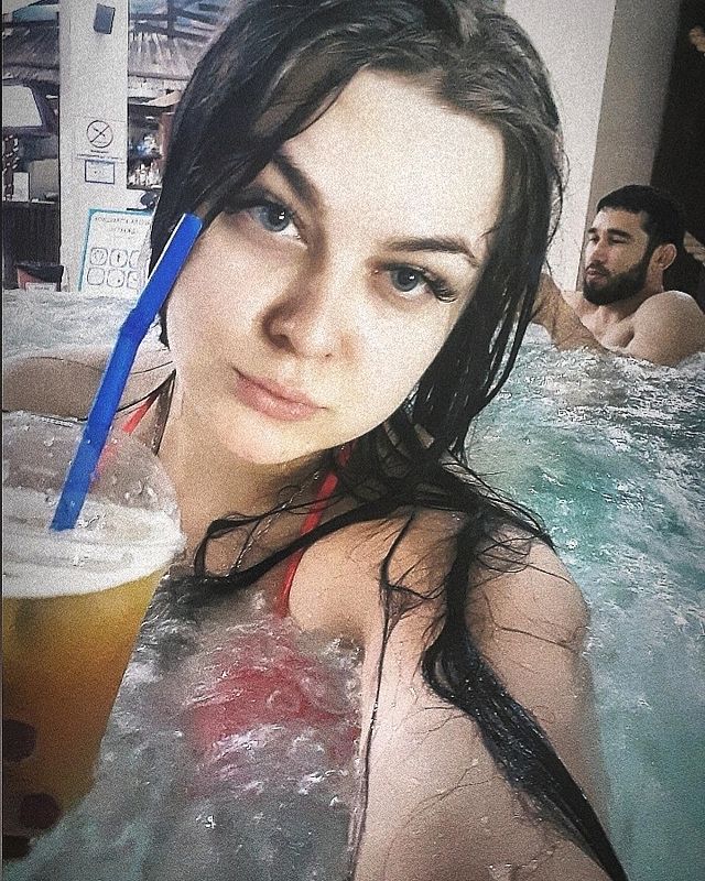 kari___karimova в LOOKY. . — ты была такая откр...