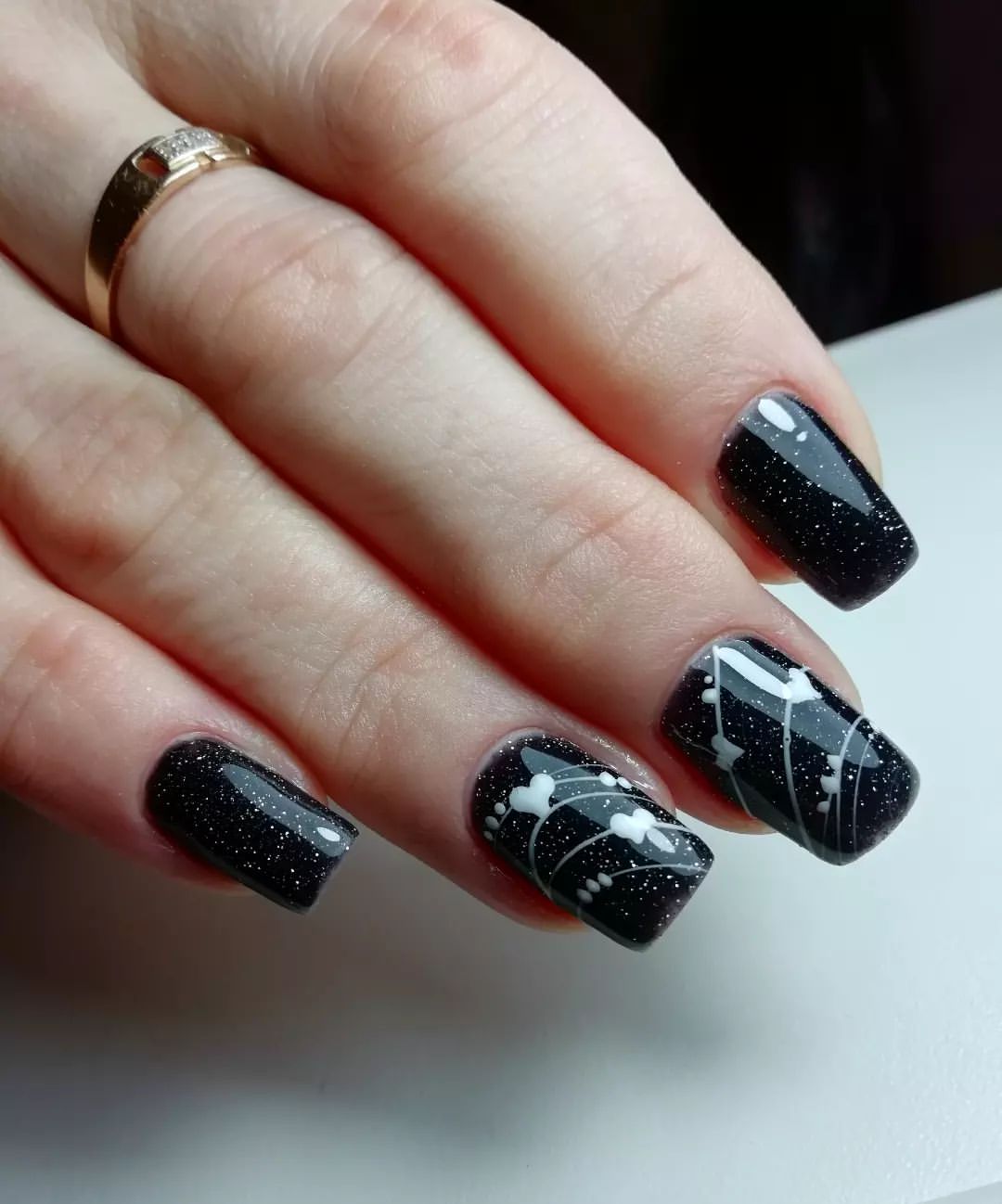 elena_nails_lab