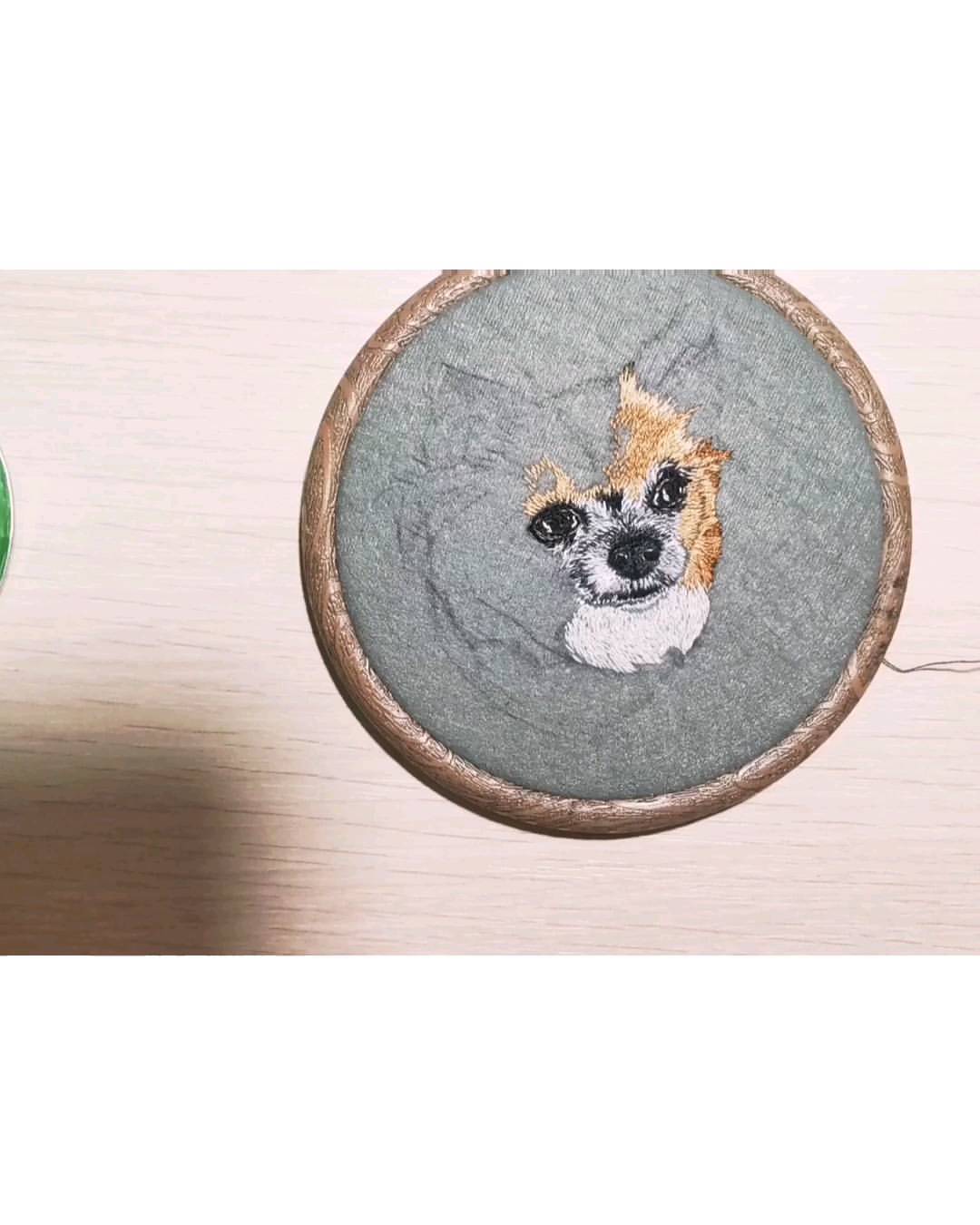 ol.lemann в LOOKY. #вышивкагладью,#вышивка,#embroidery,#handmade,#embroideryart,#вышивкабисером,#ручнаяработа,#вышивканаодежде,#embroiderylove,#вышивкакрестом,#ручнаявышивка,#handembroidery,#embroiderydesign,#гладь,#рукоделие,#вышивкаручнойработы,#needlework,#вышивкакрестиком,#брошь,#вышивкалентами,#вышивканазаказ,#вышитаяброшь,#crossstitch,#вышиваю,#современнаявышивка,#брошьручнойработы,#брошьгладью,#чихуахуа,#чихуа,#собака. ❤️

#вышивкагладью #...