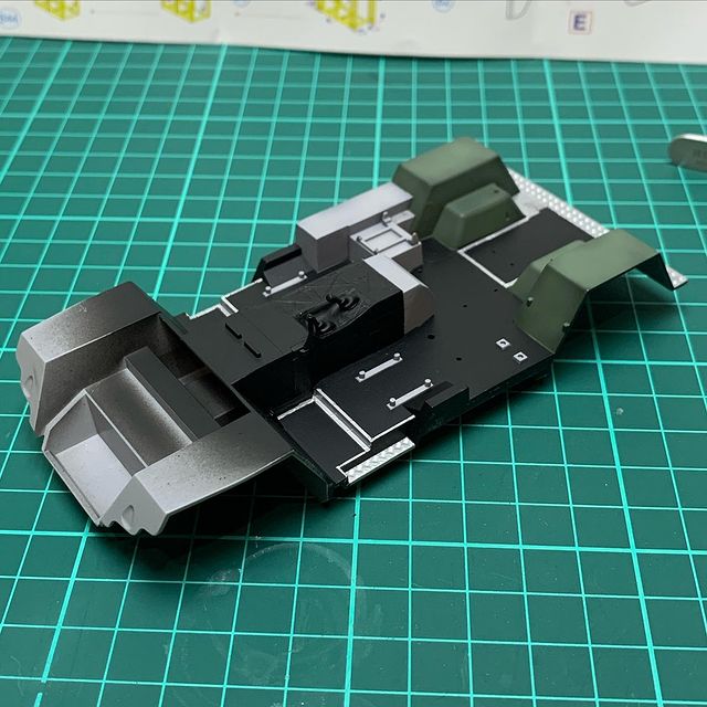 Евгении в LOOKY. #стендовыймоделизм,#scaletank,#scale35,#масштабныемодели,#scalemodel,#scalemodels,#scalemodelsworld,#звездамоделизм,#zvezdamodels,#микродизайн,#газтигр,#газ,#gaztiger. Работа над Тигром пр...
