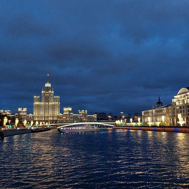 inst201605 в LOOKY. . 🌃