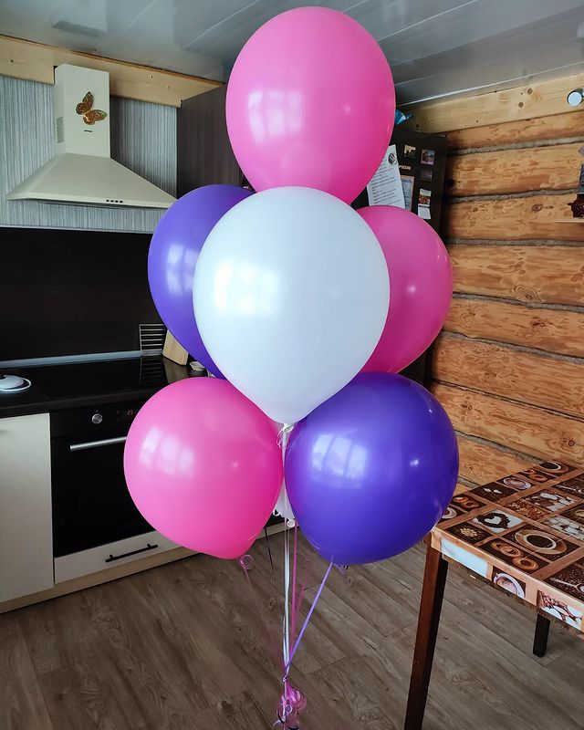 yuliyarediska в LOOKY. #шарынаденьрождения#шарикинаденьрождения#шарики🎈#шарысгелием. Сочненько 😻
#шарына...