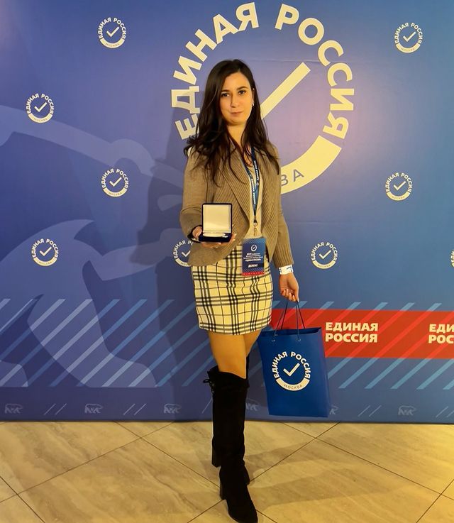ekaterina_razzakova в LOOKY. #ЕдинаяРоссия,#ЕР,#Съезд,#Партия,#Москва,#ДНР,#ЛНР. Вчера была делегатом...