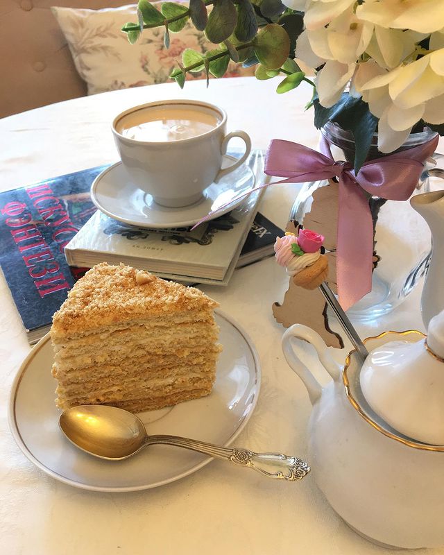 natalifey в LOOKY. . 🕊Мой медовик!
Кому ...