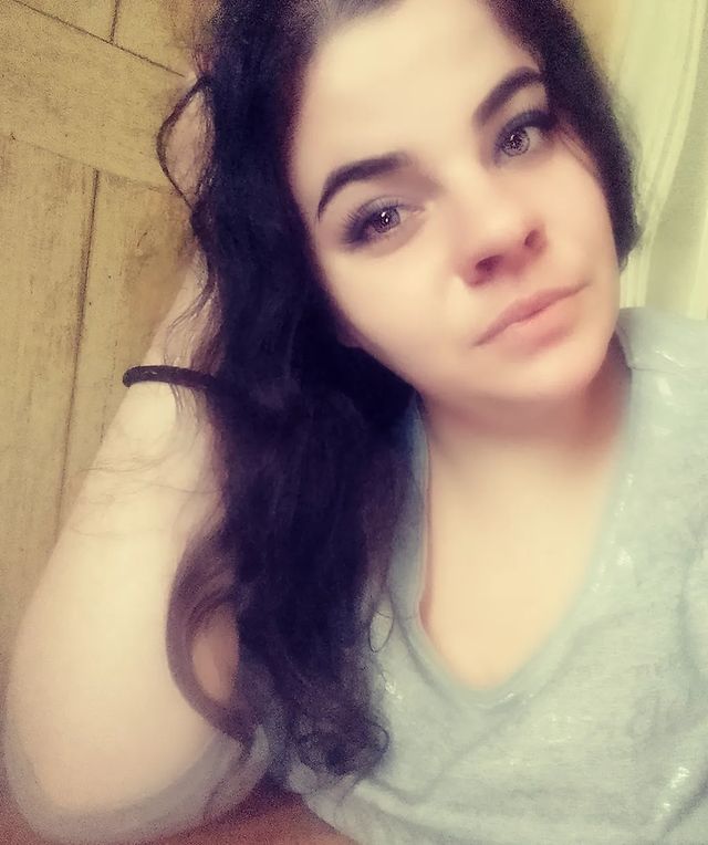 dhamilka2210 в LOOKY. . У-устала😔
