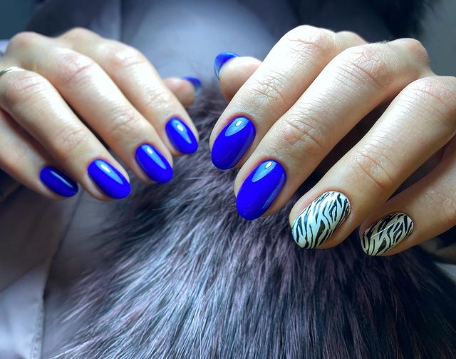 mvinogradova_nails в LOOKY. #дизайнногтей,#стемпинг,#рязаньманикюр,#ногтевойсервис,#маникюррзн. Ещё успеем накрасить...