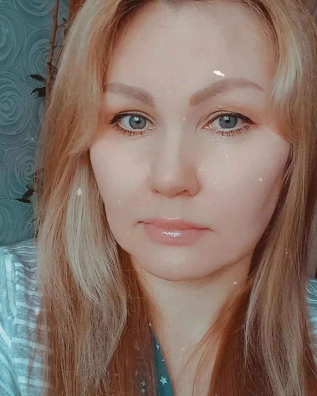 Если в Вашей жизни пошел дождь, сосредоточьтесь на цветах, которые зацветут благодаря этому дождю.