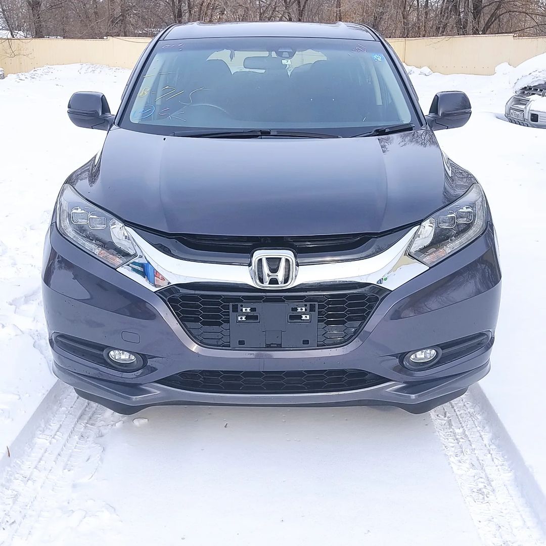 АВТОПОДБОР 🚘

Honda Vezel Hybrid RU3

Год: 2014 год 
Обьем: 1.5
Оценка : R
Цена: 1450 тыс рублей .
.
.
.
Полное сопровождение при покупки автомобиля .
.
Стоимость услуги 10000 тыс рублей .
.
Ответим на любой вопрос:
📩Директ
.
.
Доставка в любой регион России
Свяжитесь с нами:
📲What'sApp: 8 (914) 779-27-94
.
#аукционыяпонии 
#japan 
#khv
#продажаавто 
#car 
#зарулем
#автогид 
#автоизяпонии
#4×4
#gamgamcar