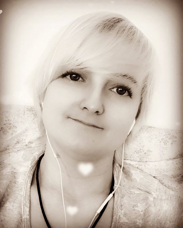 f_u_f_i_c в LOOKY. . С 8 марта милые дамы...