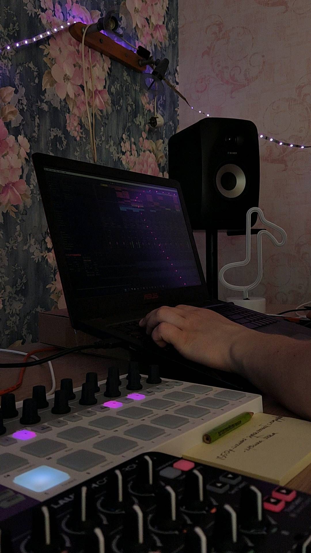 gera_jimo в LOOKY. #top,#beatsteppro,#beatspro,#beats,#music,#рекомендации,#топ,#beatmaker. #top #beatsteppro #b...