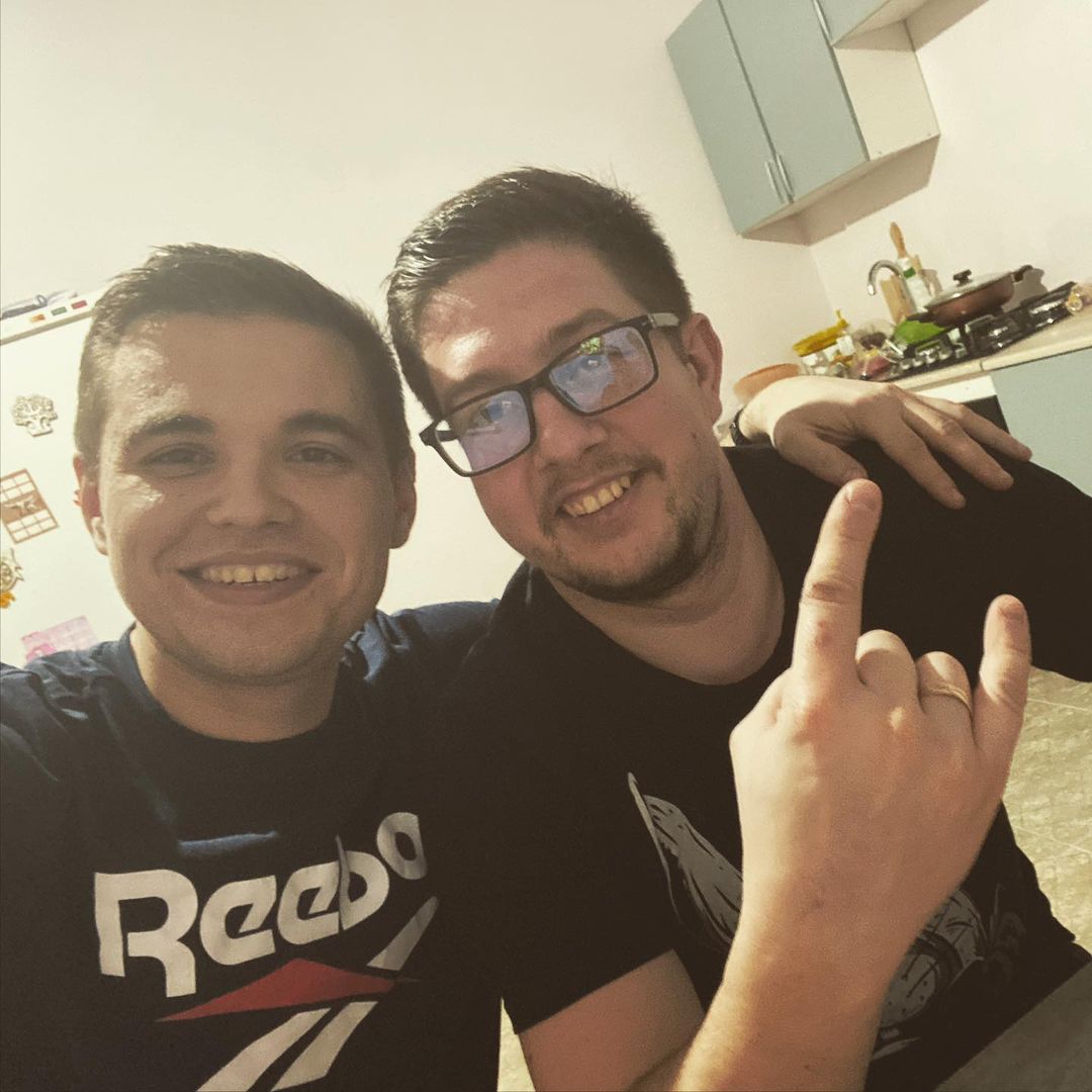 kravets_stanislav1 в LOOKY — Поспорили на стрижку бороды🤣 я проиграл😂 Как то так🔥