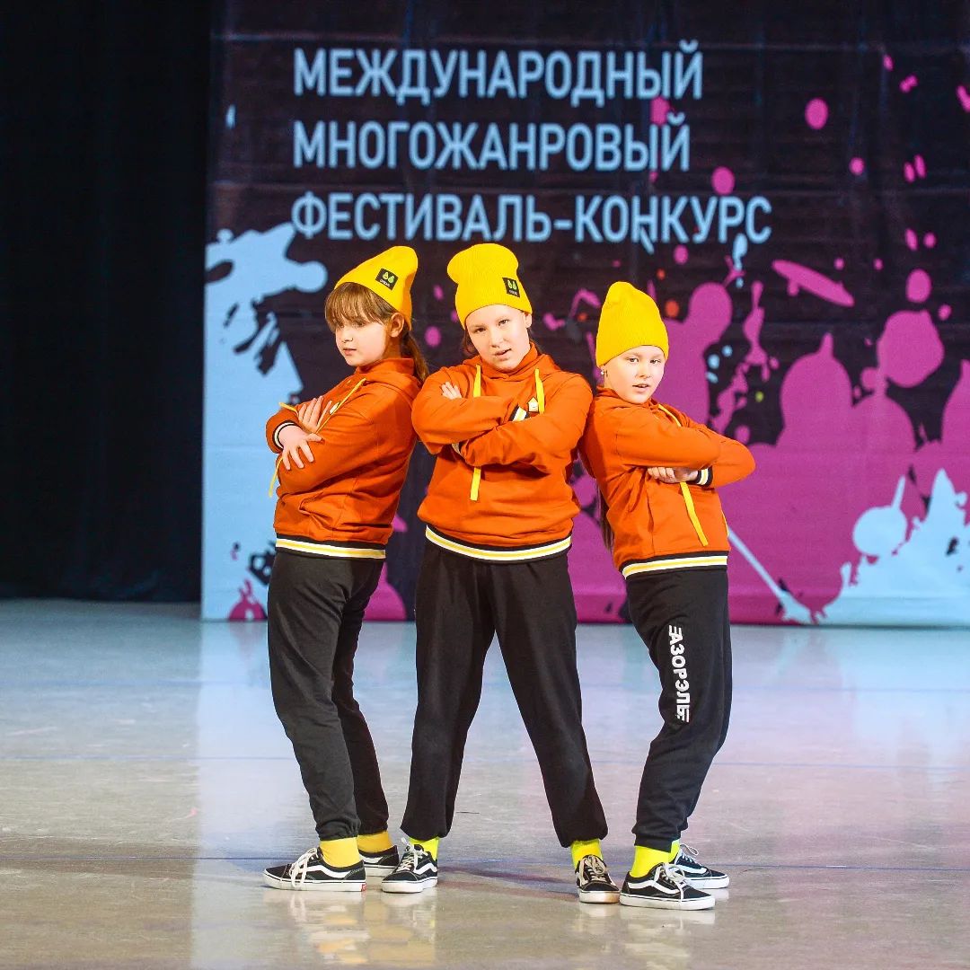 studio_azorell в LOOKY. . В номинации Street D...