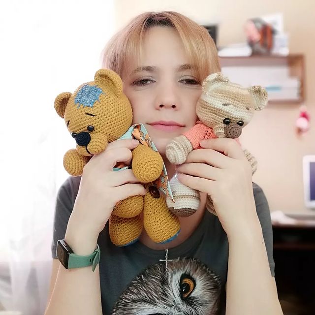 pim_pam_pompon в LOOKY. #amigurumibear,#toys,#me,#amigurumis,#амигуруми,#вязаныемишки,#,#teddy,#selfy. Без комментариев)))
...