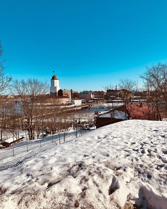 aleksandrovi4_02 в LOOKY. . null
