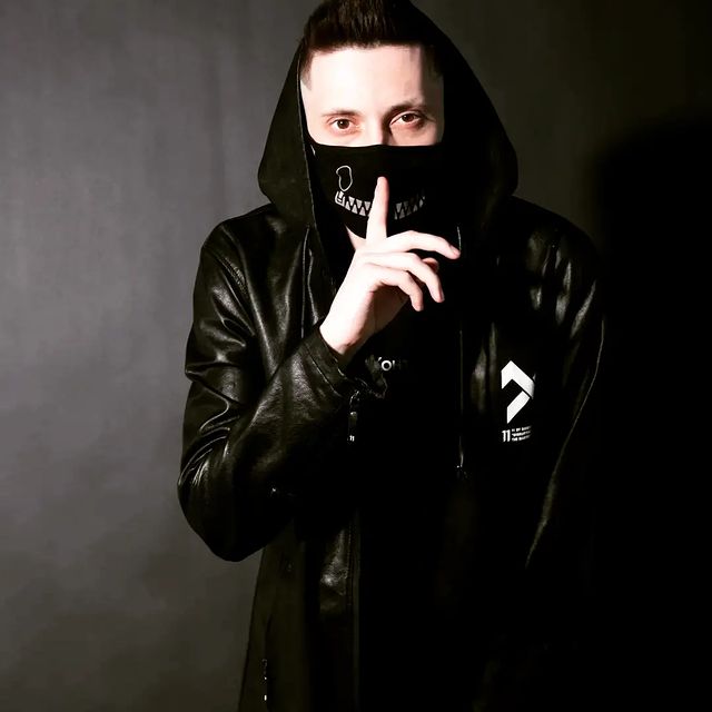 j__want в LOOKY. . Brooken Rage
