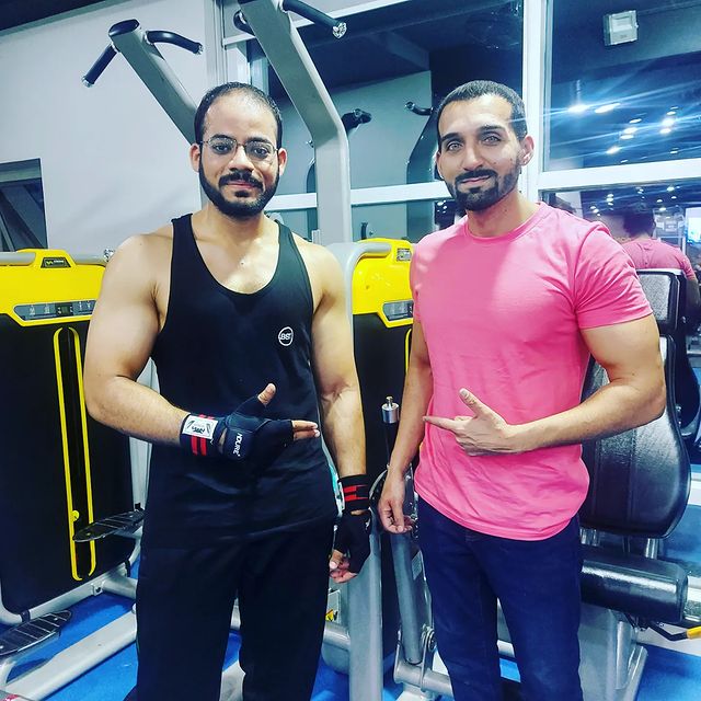 saadsiddiqui182 в LOOKY. #zaidalit,#shamidrees,#thegym. With #zaidalit and #...