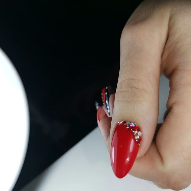 nail_ksyusha_dinskaya в LOOKY. . null