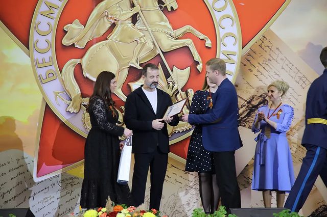 s_izvolsk в LOOKY. . "Пробуждая сердца"