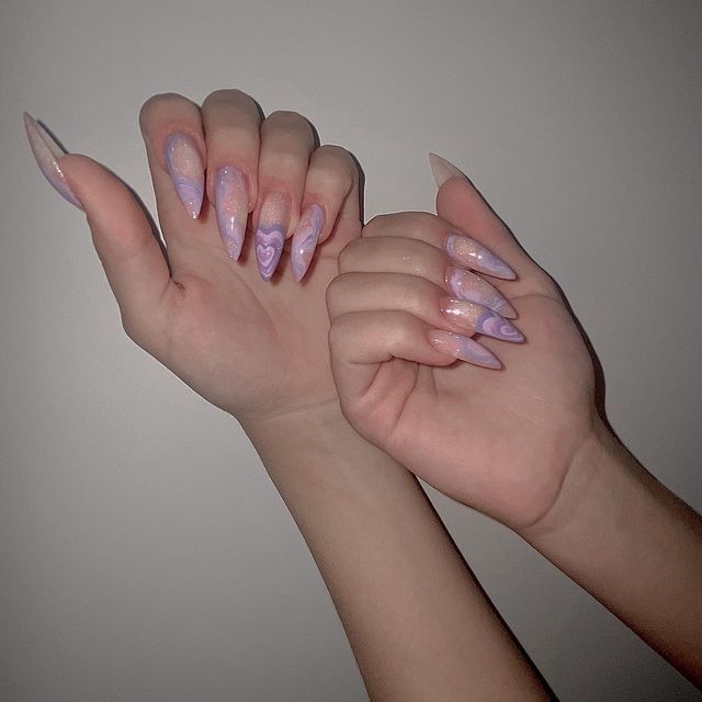 beriatox в LOOKY. #nails,#masternails,#masternail,#маникюр,#наращиваниеногтей,#наращивание,#мастерманикюра,#instagram,#nailsdesign,#nailart,#nailsofinstagram,#nailpolish,#esteticnails,#nailstyle,#studygram,#style,#дизайнногтей,#ногти,#ногтифото,#manicure_ideas,#manicuretop,#manicure. Чаще всего именно вн...