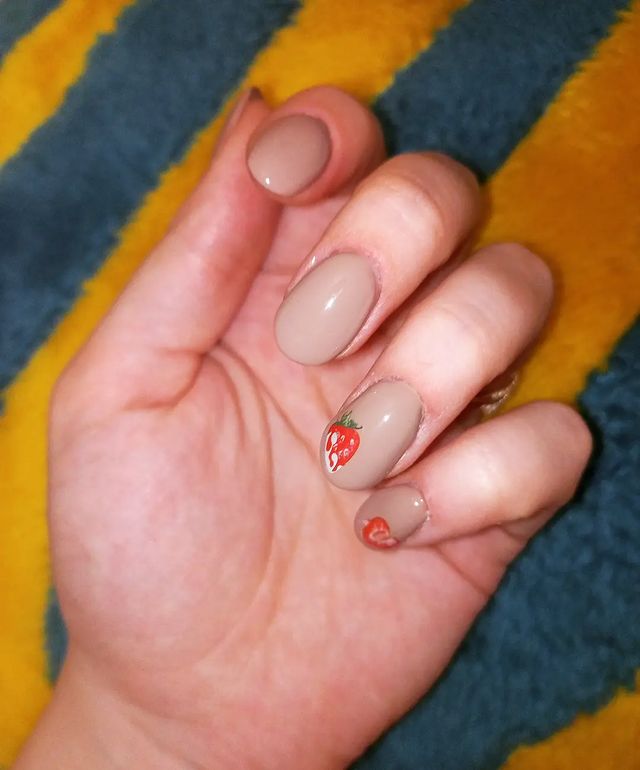 katti13081998 в LOOKY. #mashacreate,#ногтисдизайном,#кофейныйлак,#наклейки. Вот такие ноготочки ...