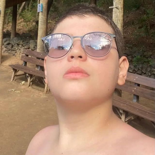 arthur_esteves_silva в LOOKY. . null