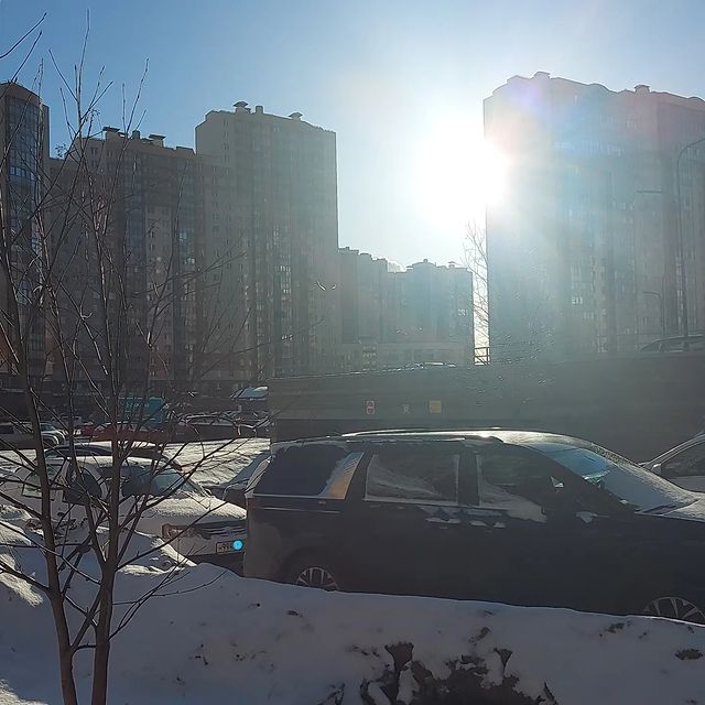 apis770305 в LOOKY. . Утро.