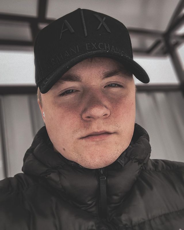 kirill.s.sokolov в LOOKY. . null