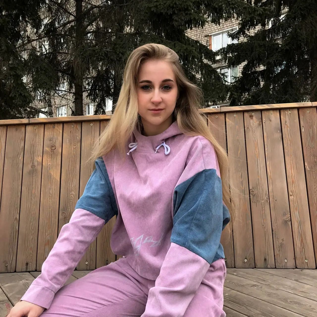 yuliiia.a1 в LOOKY. . ЖИВИ КАК ТЕБЕ ХОЧЕТС...