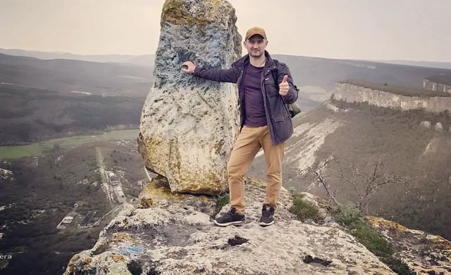 viktormarmon в LOOKY. #горы,#гора,#путешествие,#путешествия,#крым,#ялта,#природа,#лес,#солнце,#весна,#весна2022,#жара,#море,#travel,#nature,#отдых,#туризм,#поход,#viktoriusfotografy,#sun,#удивительныймир,#планета,#пещеры,#земля,#бахчисарай,#. Поход к Тепе-Кермен ...