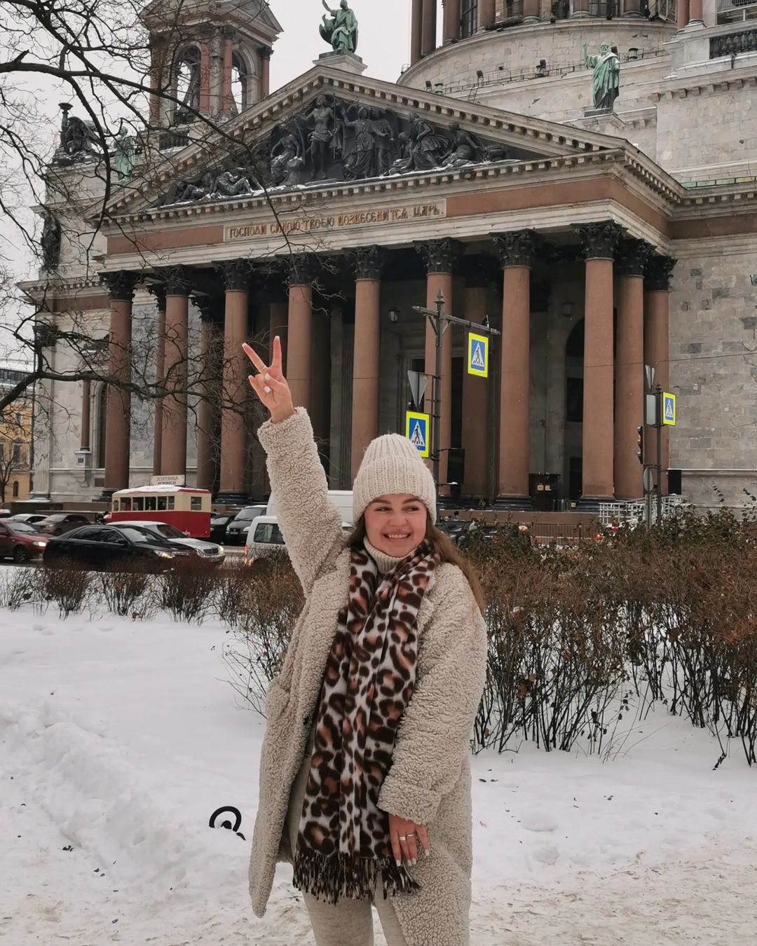 elvirabolshacova in LOOKY. . Есть цель🎯
Иду к не...