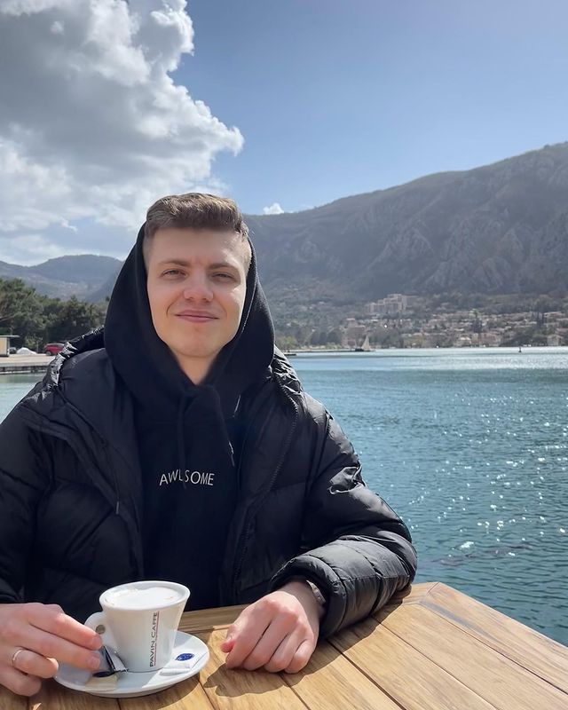 dimakaig в LOOKY. #travel,#russia,#montenegro,#kotor,#budva. 🇷🇺 Россия VS 🌍 за...