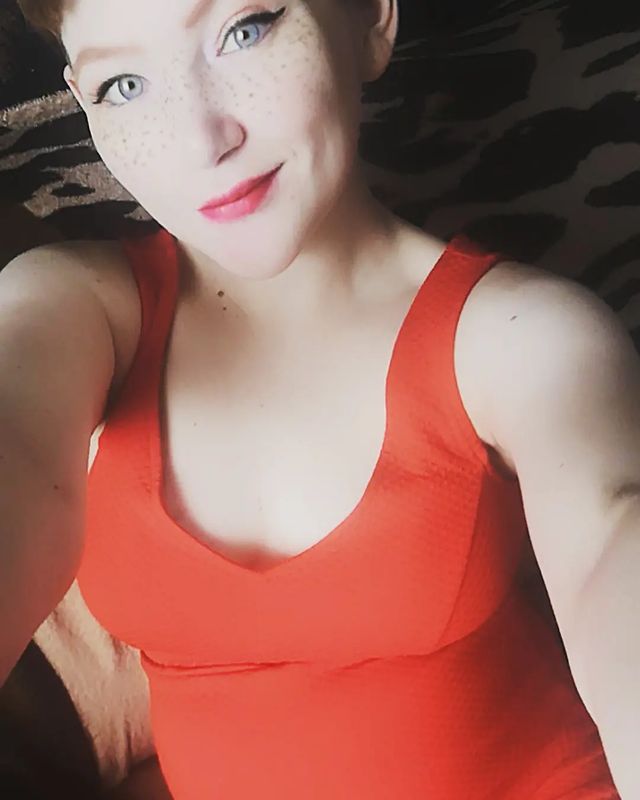 kim_li_gan в LOOKY. . Все говорят что я из...