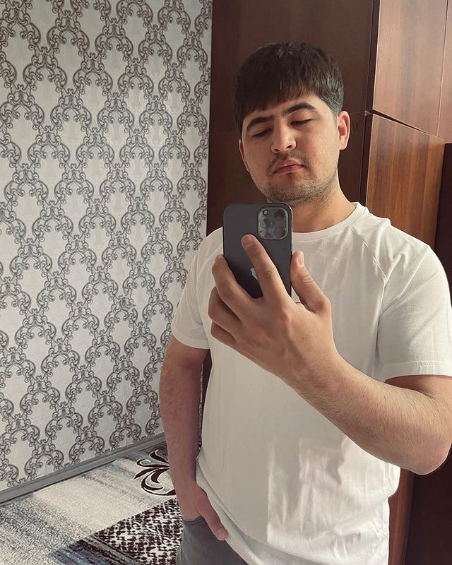 #rüstemerjen в LOOKY. . 🎯

Мечты не работае...