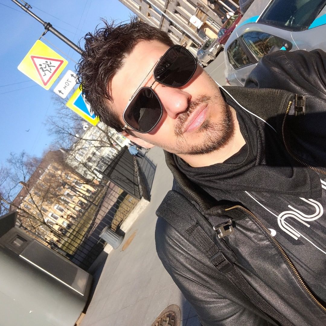 tarasovello в LOOKY — Соскучились?)