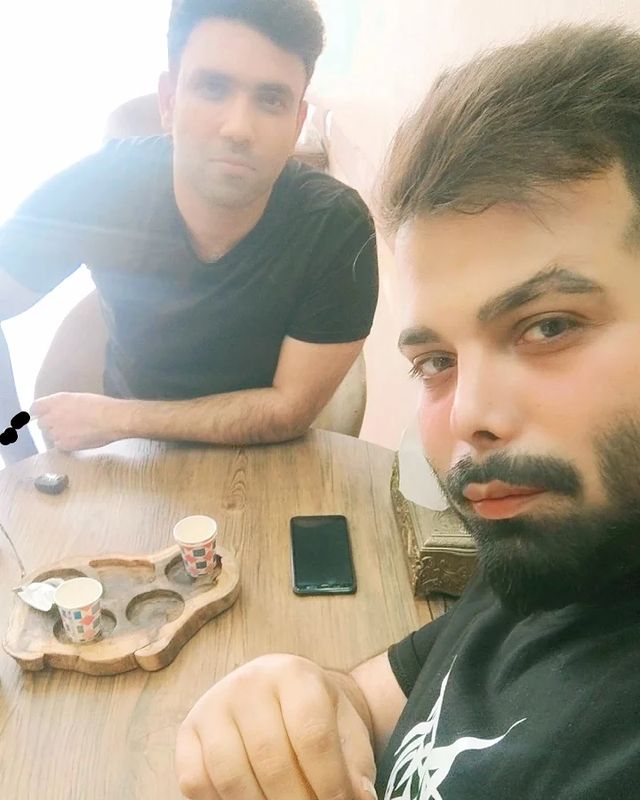 mohamad.hj.2026 в LOOKY. #رفیقم,#رفیق_بامرام,#refigh,#doost,#friend,#mybuddyandme,#eshghe,#ghadimiha,#23years,#brother,#naab,#ناب,#coffee,#coffeetime,#esspresso,#ghahve,#darkchoclate. رفـاقت را جـای عشـق ...
