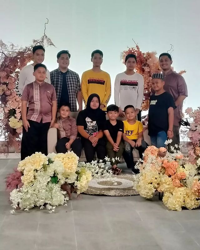 rfdhbyyu в LOOKY. #bersepupu,#fff😊ff💋ff👌ff💕4f❤️🔝🔫💣44follow４followforfollow４f4frs4likeforlikeforfollow4likeforlikesback44likes4me4lramahhits,#followforfollowback. Pertemuan adalah seb...