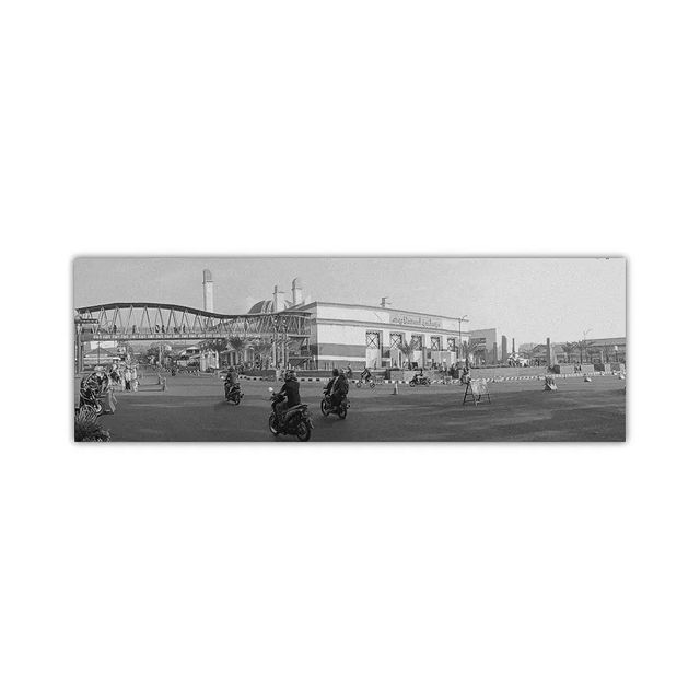 anakibu___3 в LOOKY. #potraitphotography,#humaninterestphotography,#stilllifephotography,#photojournalist,#phonephotography,#streetphotography,#lfl💛,#lfl❤️,#lfl,#lfllfllfllfllfllfllfllfllfllfllfllfllfllfllfllfllfllfllfllfllfllfllfllfllfllfl,#lfl💛lfllflfllffllflflflflflflflflfllflflflflflflflflflflflflflflflflflflflflflflflflflflflflfllflflflflflflflflfllflfllflflflflflflfllflflflflflllfl,#monochrome,#bnw,#bwtrip,#bw_captures,#bw_shotz,#bwinstagram,#bwstreet,#bnwphotography,#bnwmood,#whiteandblack,#blackandwhitearchitecture,#blacknwhite,#black,#monochromatic,#🖤🤍,#🖤,#pojokpena,#saephotographyid,#travelindosatu. Travel takes you,......