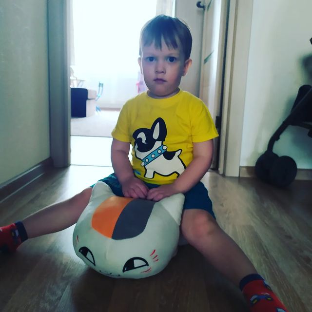 lika_sama в LOOKY. #дети,#сын,#котик,#нянкосенсей,#мадара,#лошадка,#оседлал,#развлечение,#развлечениядлядетей,#развлекаемсякакможем. "Но, лошадка!"

И не...