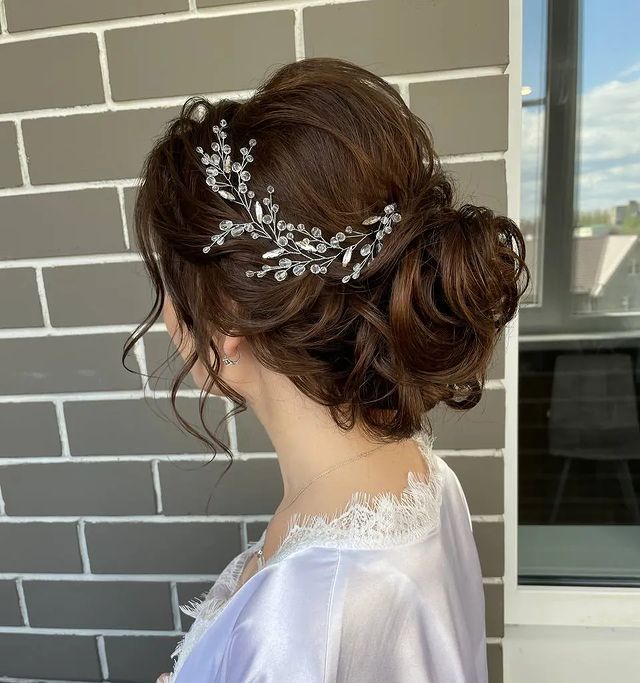 lisa_for_wedding в LOOKY. #украшенияворонеж,#украшенияизхрусталя,#украшенияизкристаллов,#украшениявприческу,#диадемаручнойработы,#диадема,#тиара,#тиарадляневесты,#свадебныйгребень,#прическанасвадьбу,#прическаневесты,#веточкаизхрустальныхбусин,#веточкавприческу,#хрустальныйгребень,#украшениянавыпускной,#нежнаяневеста,#свадебныйнаряд,#свадебноеплатье,#веточкавприческу,#вприческу. Как всегда невероятн...