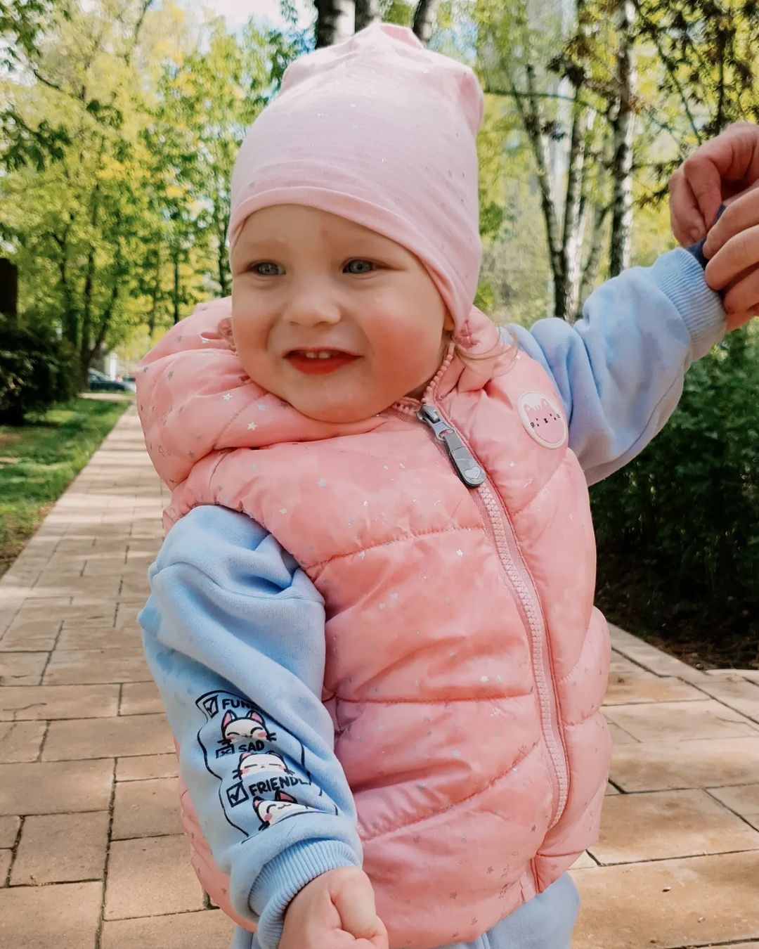 Наконец-то наступили тёплые, солнечные выходные 🥳 
Лето на пороге🤩
В такие дни ну невозможно усидеть дома😜