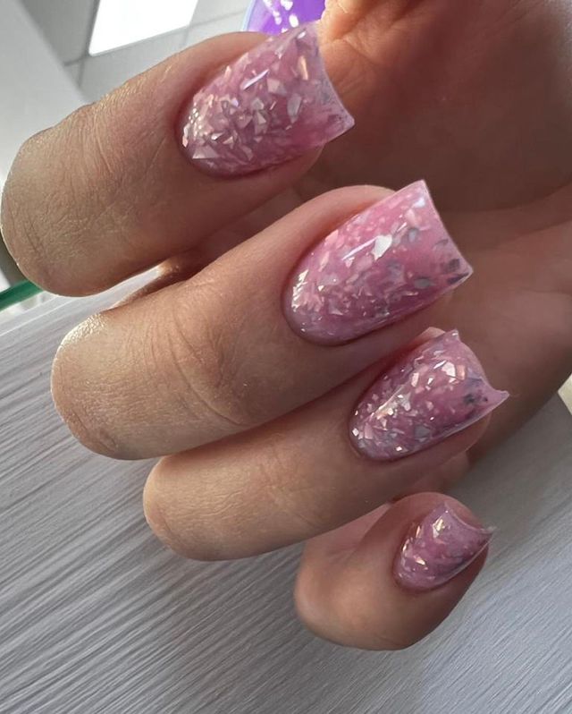 yarkaeva_nail в LOOKY. #красивыеногти,#маникюр,#наращиваниеногтей,#формаквадрат,#владивосток,#тихаябухта,#ногтинатихой. Комуфляж с поталью �...